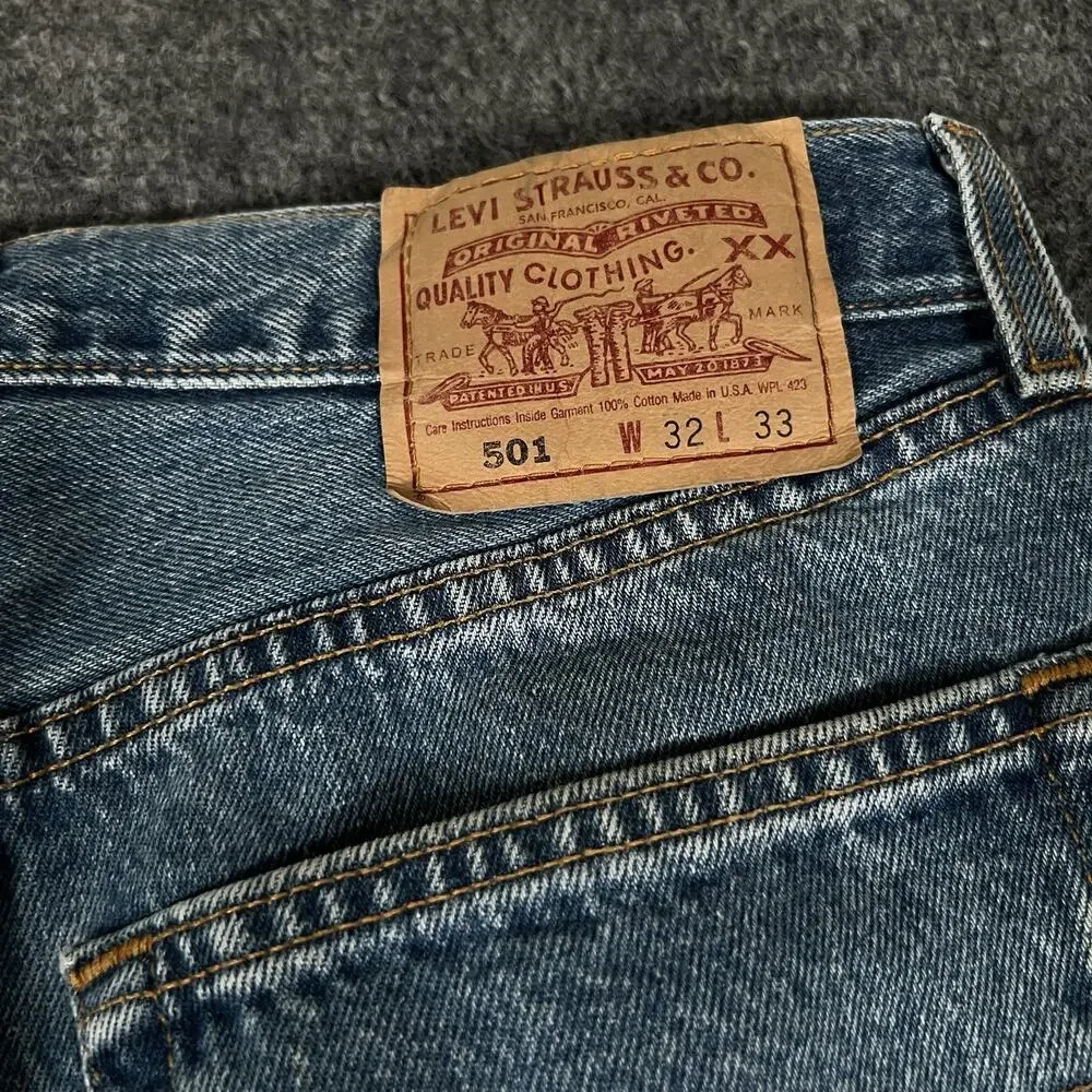 VTG Levis 501 Jeans Men 32x33 (30x32) Denim Button Fly USA 90s 553 0193